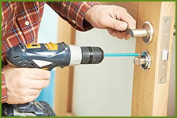 Neighborhood Locksmith Services Milwaukee, WI 414-458-0051 - 6-lock-installation